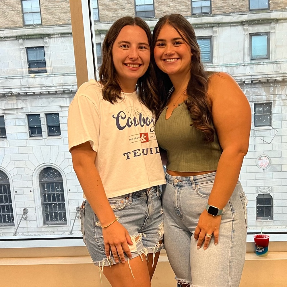 Meet your Posher, Ashley